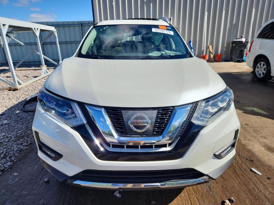52202726 :رقم المزاد ، 5N1AT2MV5HC868109 vin ، 2017 Nissan Rogue مزاد بيع