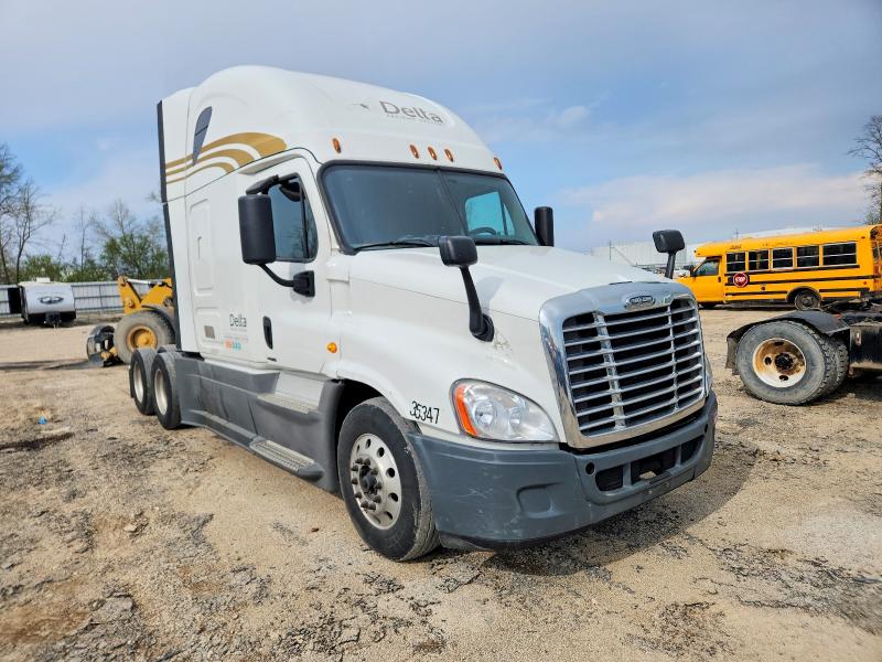 52098206 :رقم المزاد ، 3AKJGLDR4JSJK5347 vin ، 2018 Freigliner Cascadia 125 مزاد بيع