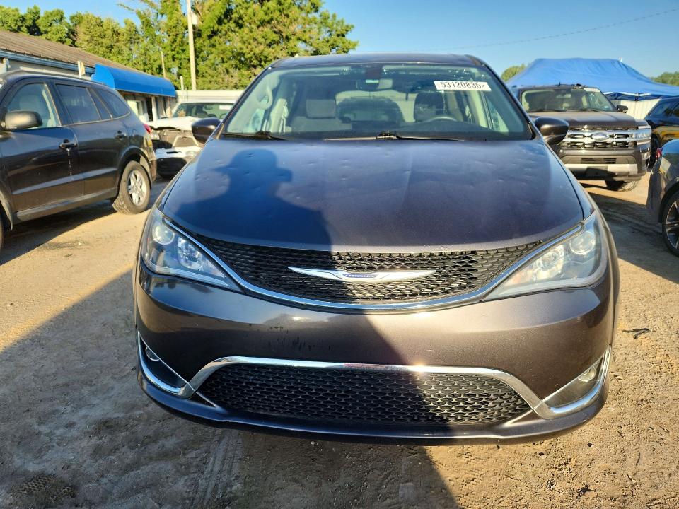 2020 Chrysler Pacifica მანქანა იყიდება აუქციონზე, vin: 2C4RC1FG1LR121820, აუქციონის ნომერი: 53120836
