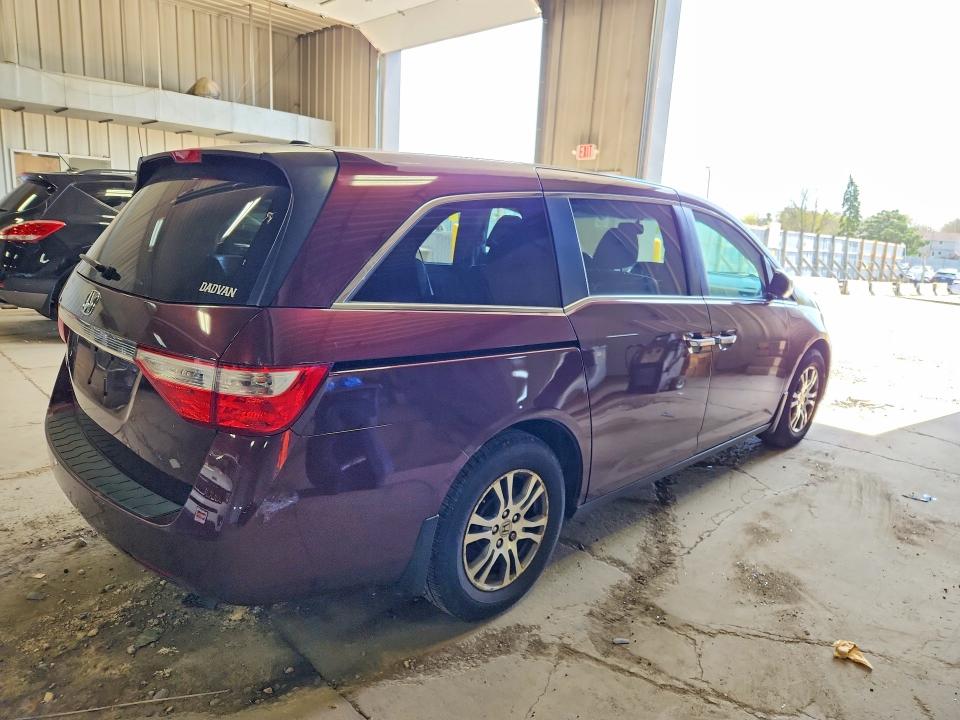 52509116 :رقم المزاد ، 5FNRL5H60BB046517 vin ، 2011 Honda Odyssey مزاد بيع