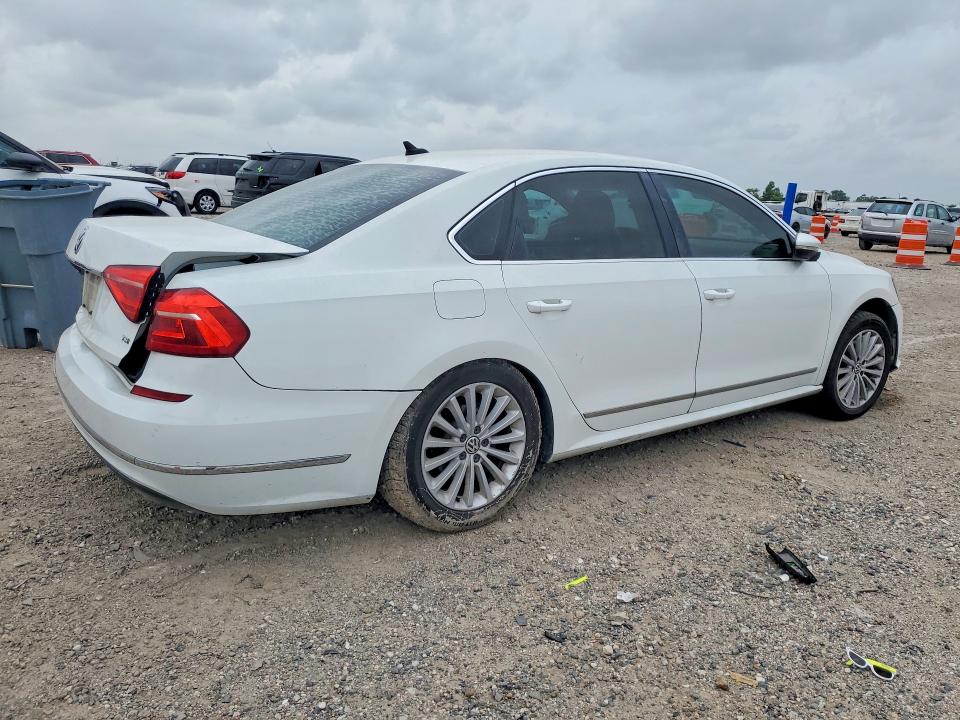 Продажа на аукционе авто 2016 Volkswagen Passat, vin: 1VWBS7A35GC026720, номер лота: 53898266