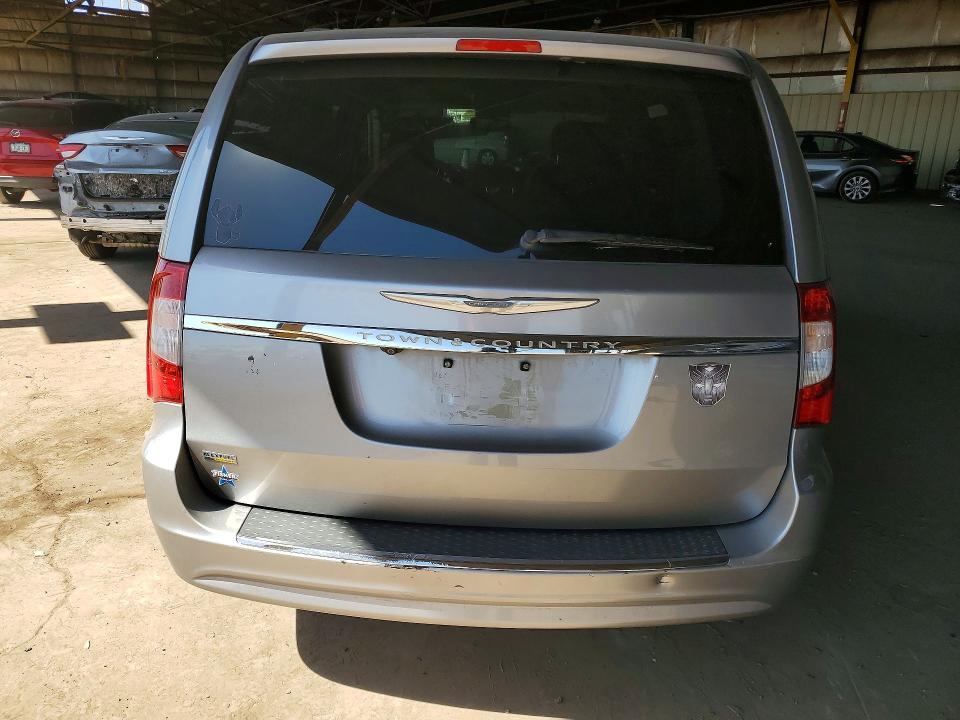 53121126 :رقم المزاد ، 2C4RC1BG5GR229224 vin ، 2016 Chrysler Town & Country مزاد بيع