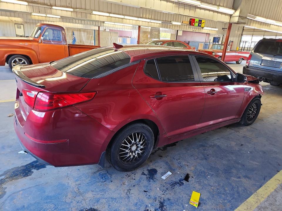 52036336 :رقم المزاد ، 5XXGM4A70FG480957 vin ، 2015 Kia Optima مزاد بيع