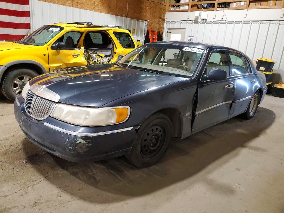 Продаж на аукціоні авто 2000 Lincoln Town Car, vin: 1LNHM81W2YY894293, номер лоту: 53125206