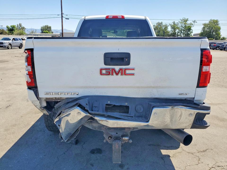 54258486 :رقم المزاد ، 1GT12TEY9JF125298 vin ، 2018 Gmc Sierra مزاد بيع