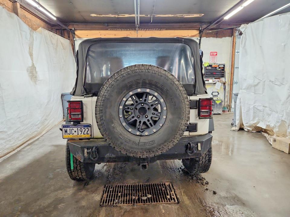 2015 Jeep Wrangler მანქანა იყიდება აუქციონზე, vin: 1C4AJWAG0FL587811, აუქციონის ნომერი: 51171726