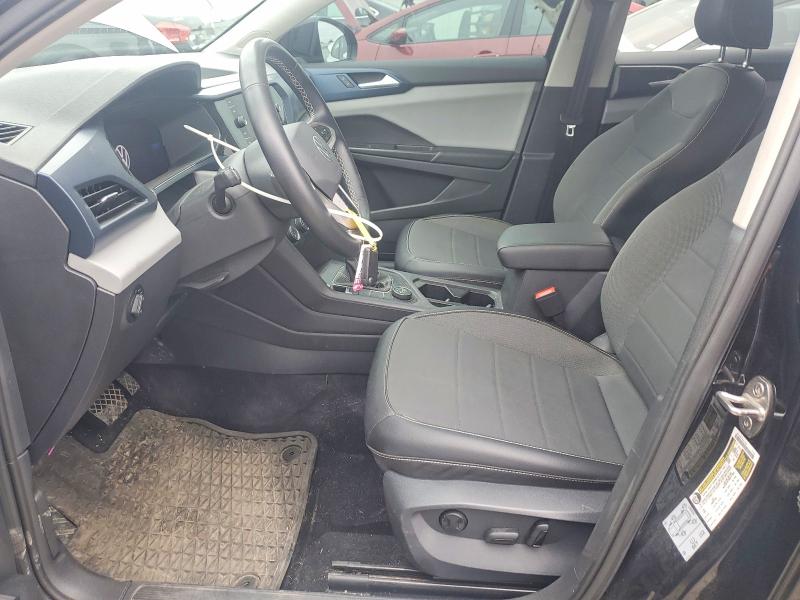 Продажа на аукционе авто 2022 Volkswagen Taos, vin: 3VVWX7B27NM046685, номер лота: 53646666