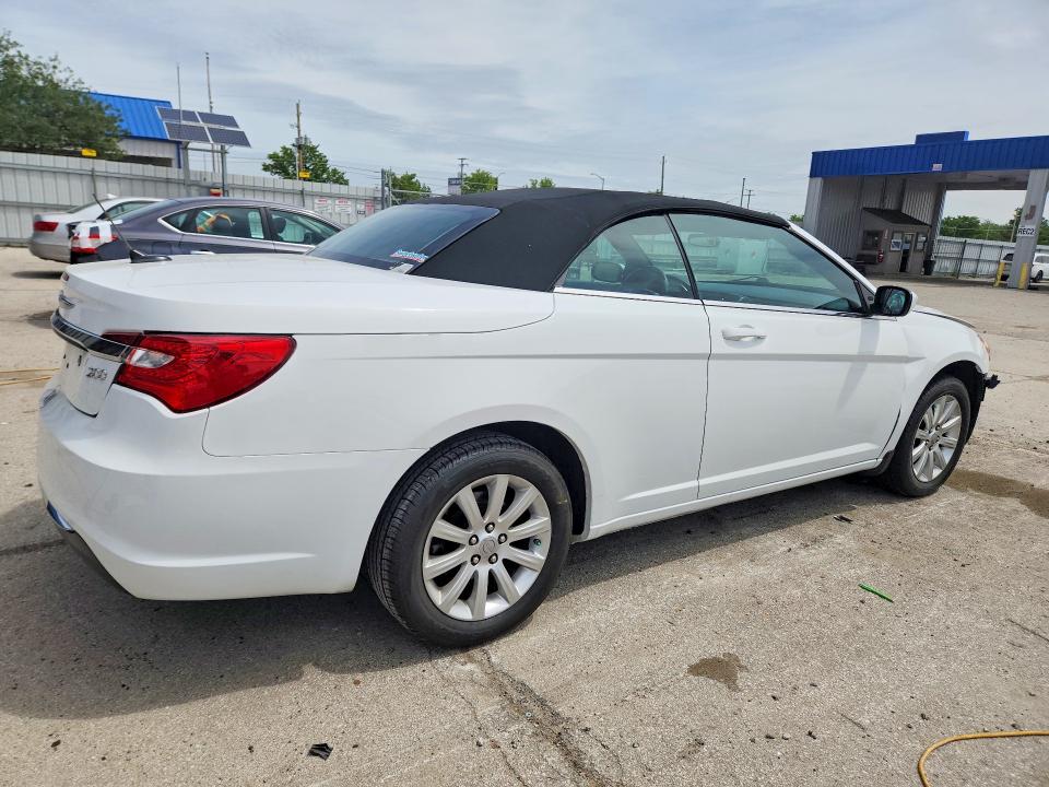 Продажа на аукционе авто 2013 Chrysler 200, vin: 1C3BCBEBXDN526770, номер лота: 54325226