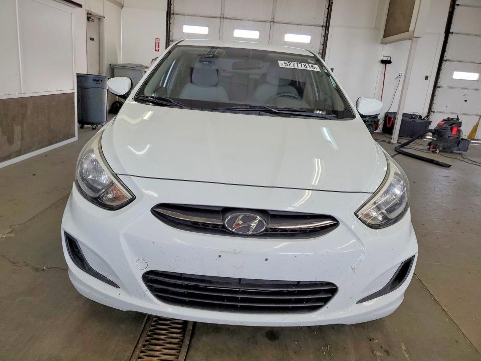 2015 Hyundai Accent მანქანა იყიდება აუქციონზე, vin: KMHCT4AE2FU868147, აუქციონის ნომერი: 52777816