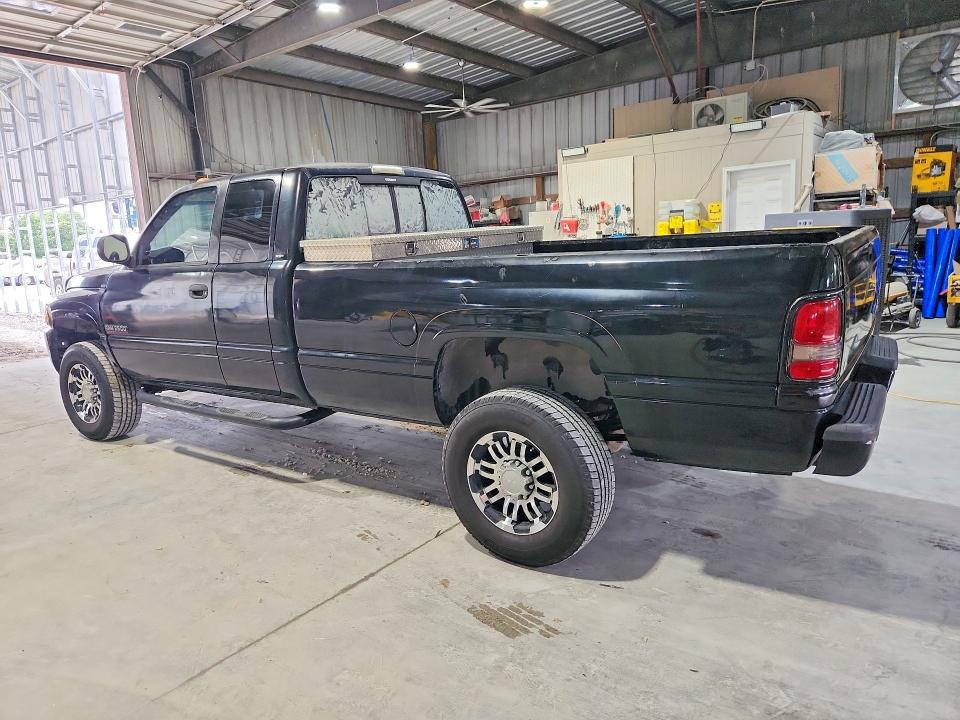 53847636 :رقم المزاد ، 1B7KF23641J520894 vin ، 2001 Dodge Ram 2500 مزاد بيع