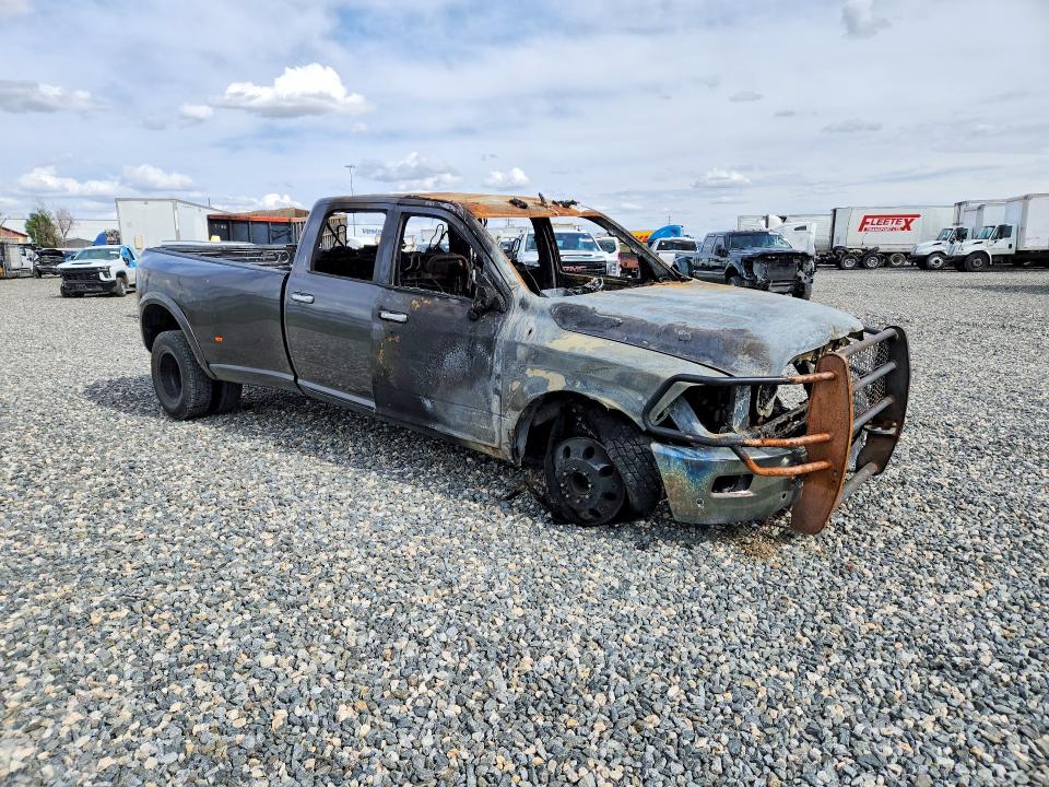 54809376 :رقم المزاد ، 3C63RRJL3JG305822 vin ، 2018 Ram 3500 مزاد بيع