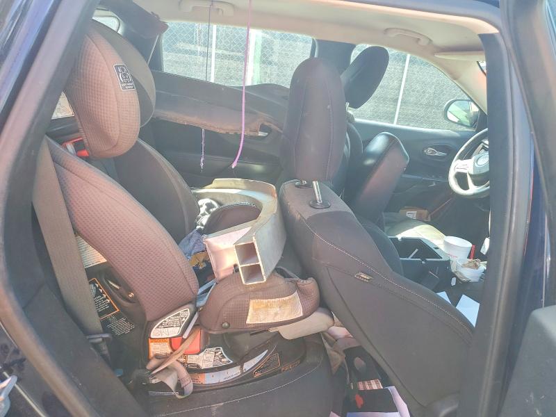 53238786 :رقم المزاد ، 1C4PJLAB6GW126920 vin ، 2016 Jeep Cherokee مزاد بيع