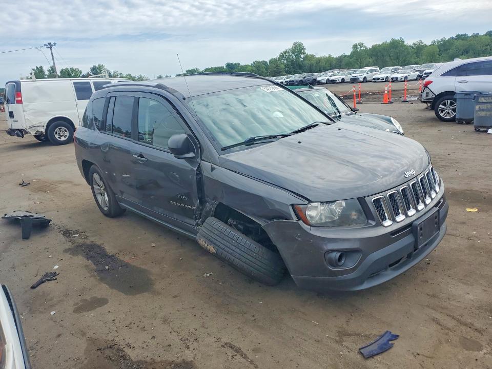 54779606 :رقم المزاد ، 1C4NJDBB6ED800102 vin ، 2014 Jeep Compass مزاد بيع