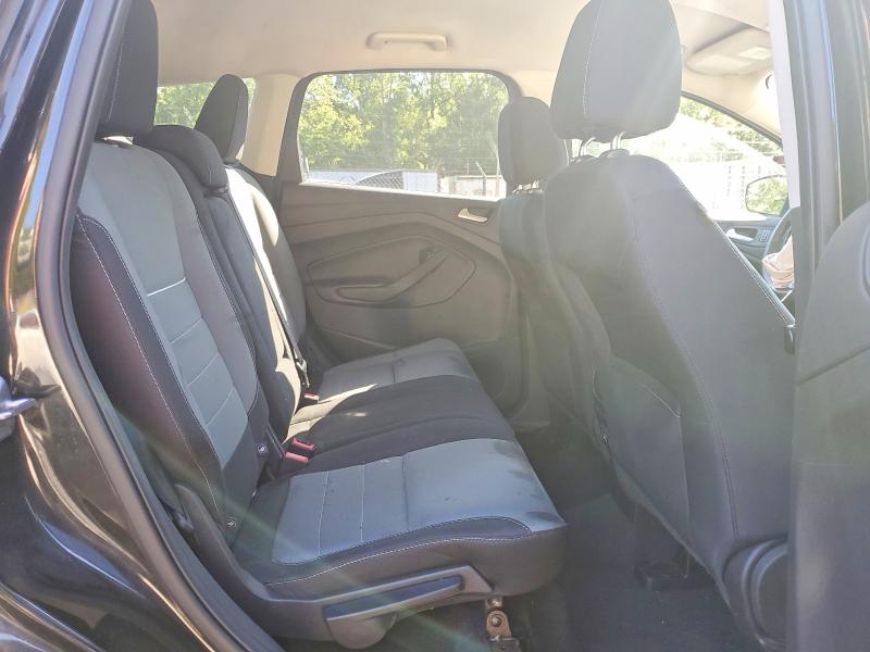 2015 Ford Escape მანქანა იყიდება აუქციონზე, vin: 1FMCU0GX2FUC19608, აუქციონის ნომერი: 52934256