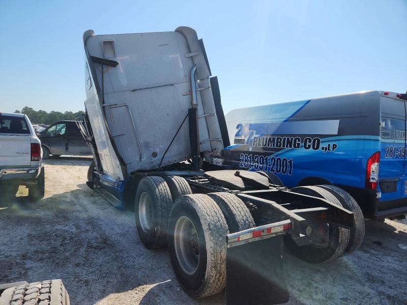 52692106 :رقم المزاد ، 1FUJA6CG02LJ12241 vin ، 2002 Freightliner Trailers مزاد بيع