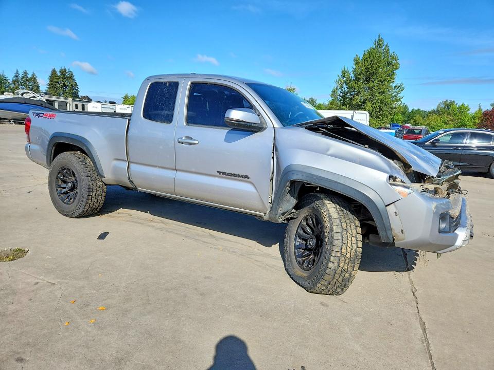 54139016 :رقم المزاد ، 5TFSZ5AN5GX003774 vin ، 2016 Toyota Tacoma مزاد بيع