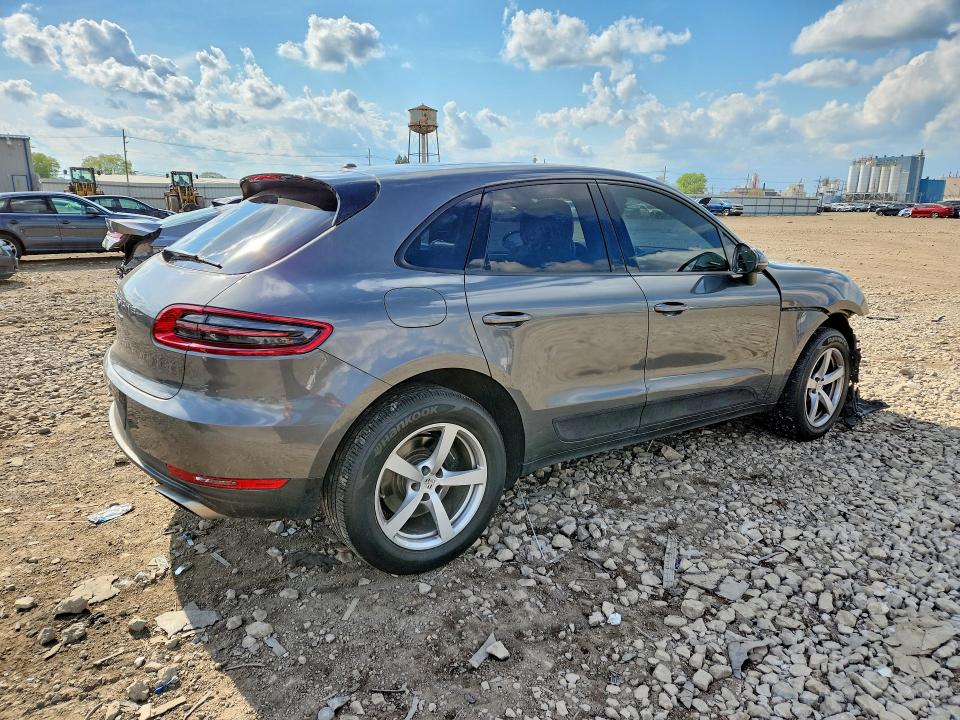 53195956 :رقم المزاد ، WP1AA2A51HLB82288 vin ، 2017 Porsche Macan مزاد بيع