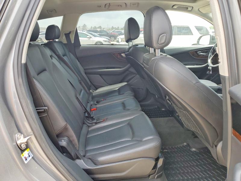 54007196 :رقم المزاد ، WA1VAAF75JD025915 vin ، 2018 Audi Q7 مزاد بيع