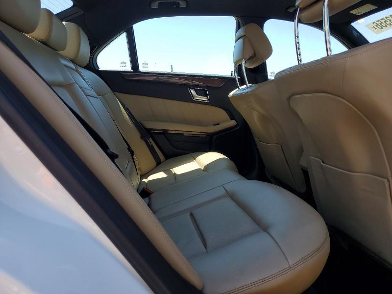 52933556 :رقم المزاد ، WDDHF5KB9DA689572 vin ، 2013 Mercedes-benz E مزاد بيع