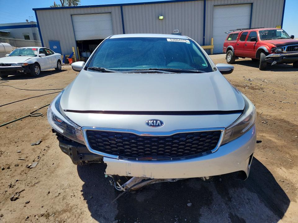 2018 Kia Forte მანქანა იყიდება აუქციონზე, vin: 3KPFL4A71JE274031, აუქციონის ნომერი: 53064376