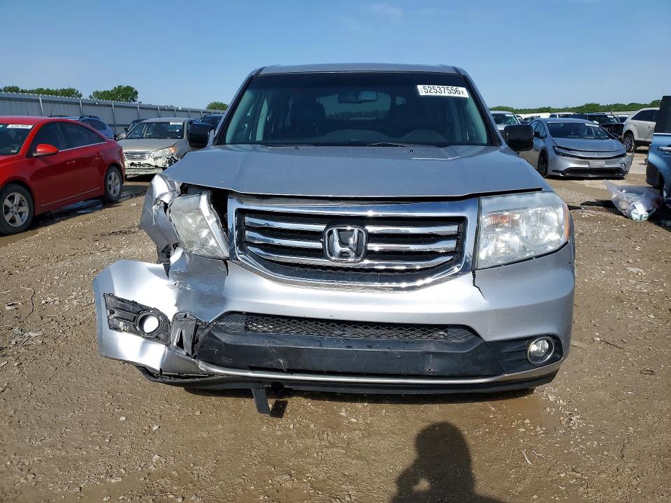 52537556 :رقم المزاد ، 5FNYF4H5XFB022316 vin ، 2015 Honda Pilot مزاد بيع