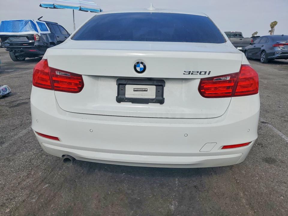 Aukcja sprzedaży 2015 Bmw 320, vin: WBA3B1G50FNT04064, numer aukcji: 54710926