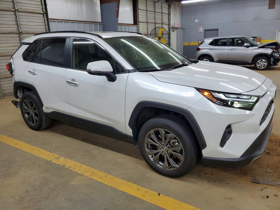 54044786 :رقم المزاد ، JTMD6RFV6RD555886 vin ، 2024 Toyota Rav4 مزاد بيع
