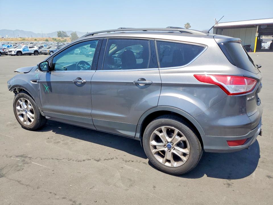 2013 Ford Escape მანქანა იყიდება აუქციონზე, vin: 1FMCU9G93DUB50835, აუქციონის ნომერი: 54487136