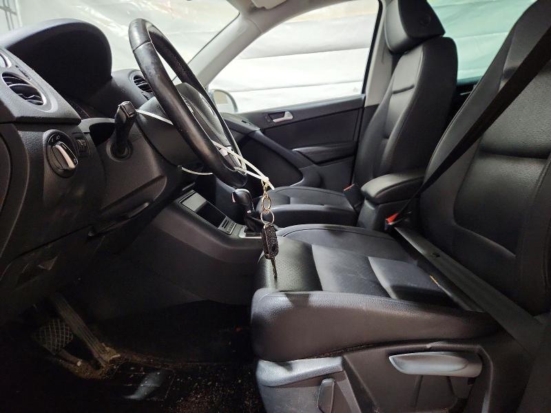 54054646 :رقم المزاد ، WVGBV3AXXEW551740 vin ، 2014 Volkswagen Tiguan مزاد بيع