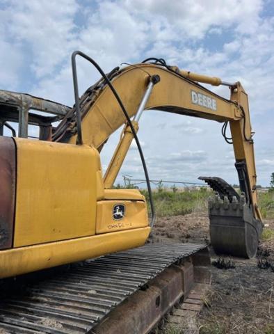 Продаж на аукціоні авто 2006 John Deere 200cx, vin: FF200CX507335, номер лоту: 53757096