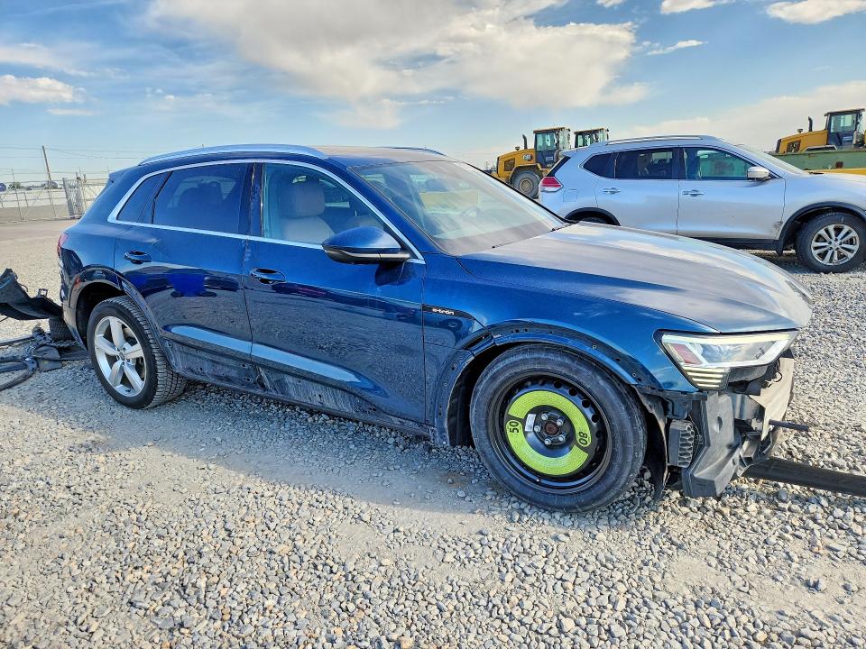 Aukcja sprzedaży 2019 Audi E-tron, vin: WA1LABGE3KB015343, numer aukcji: 53189236