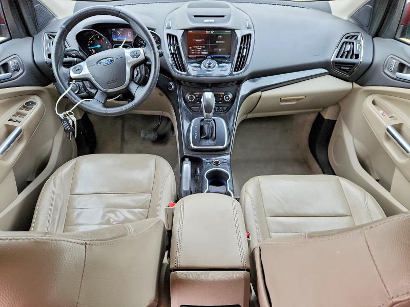 2014 Ford Escape მანქანა იყიდება აუქციონზე, vin: 1FMCU9J90EUB84838, აუქციონის ნომერი: 52727656
