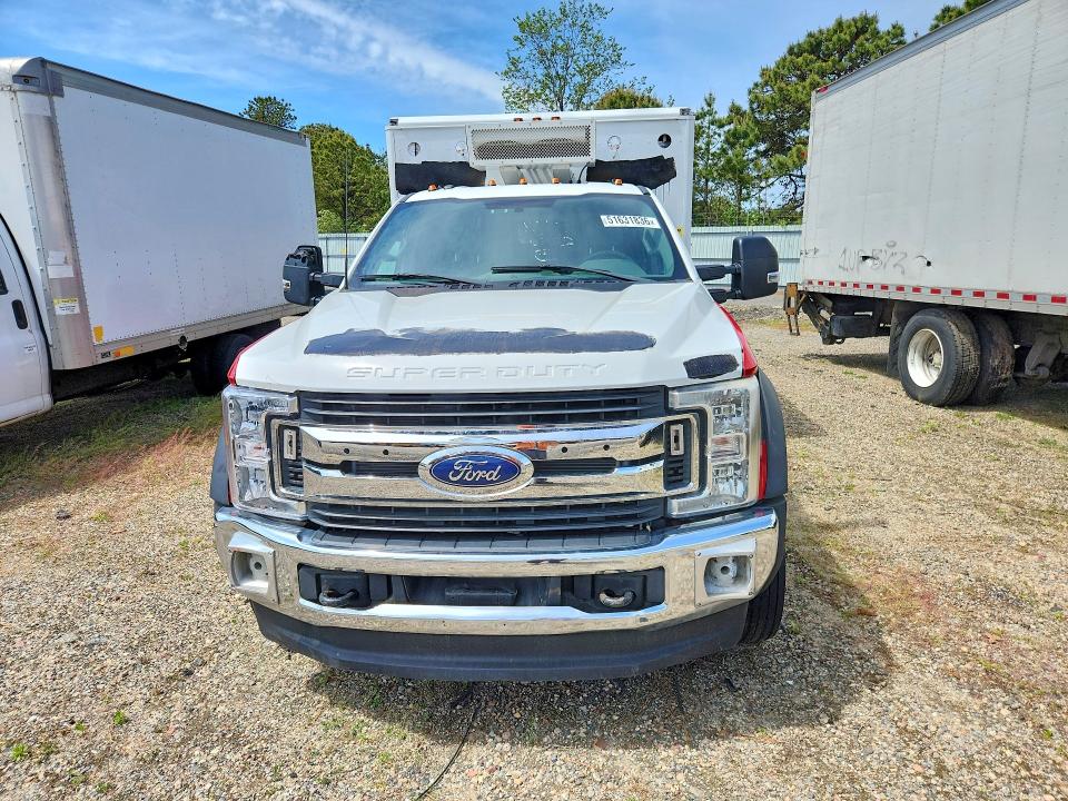 2017 Ford F550 მანქანა იყიდება აუქციონზე, vin: 1FD0X5HT3HEE07585, აუქციონის ნომერი: 51631836