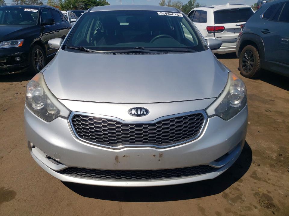 2016 Kia Forte მანქანა იყიდება აუქციონზე, vin: KNAFK5A88G5635967, აუქციონის ნომერი: 52088816