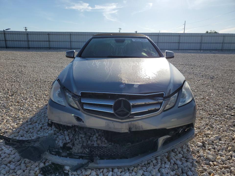 2011 Mercedes-benz E მანქანა იყიდება აუქციონზე, vin: WDDKK5GF9BF087039, აუქციონის ნომერი: 50525036