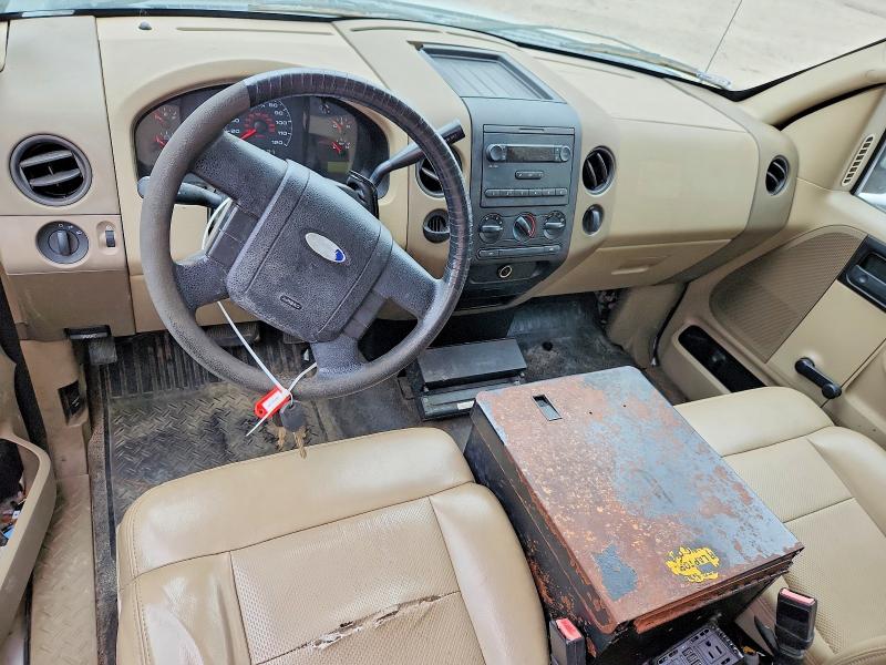 92657935 :رقم المزاد ، 1FTRF12208KC52468 vin ، 2008 Ford F150 مزاد بيع