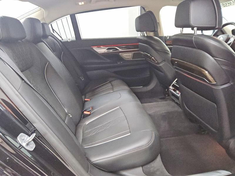 51823376 :رقم المزاد ، WBA7T4C09LGF97220 vin ، 2020 Bmw 740 مزاد بيع