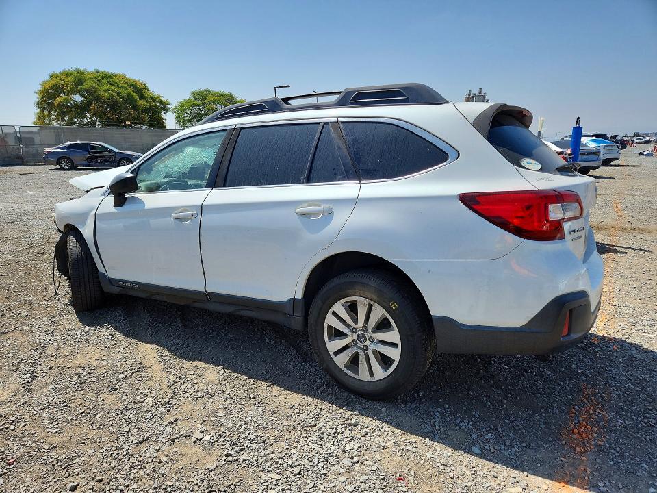 2018 Subaru Outback მანქანა იყიდება აუქციონზე, vin: 4S4BSAAC6J3229537, აუქციონის ნომერი: 54336396