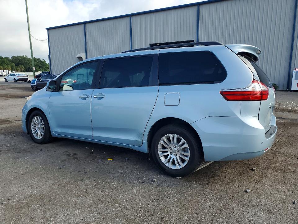 2015 Toyota Sienna მანქანა იყიდება აუქციონზე, vin: 5TDYK3DC4FS530027, აუქციონის ნომერი: 52895776