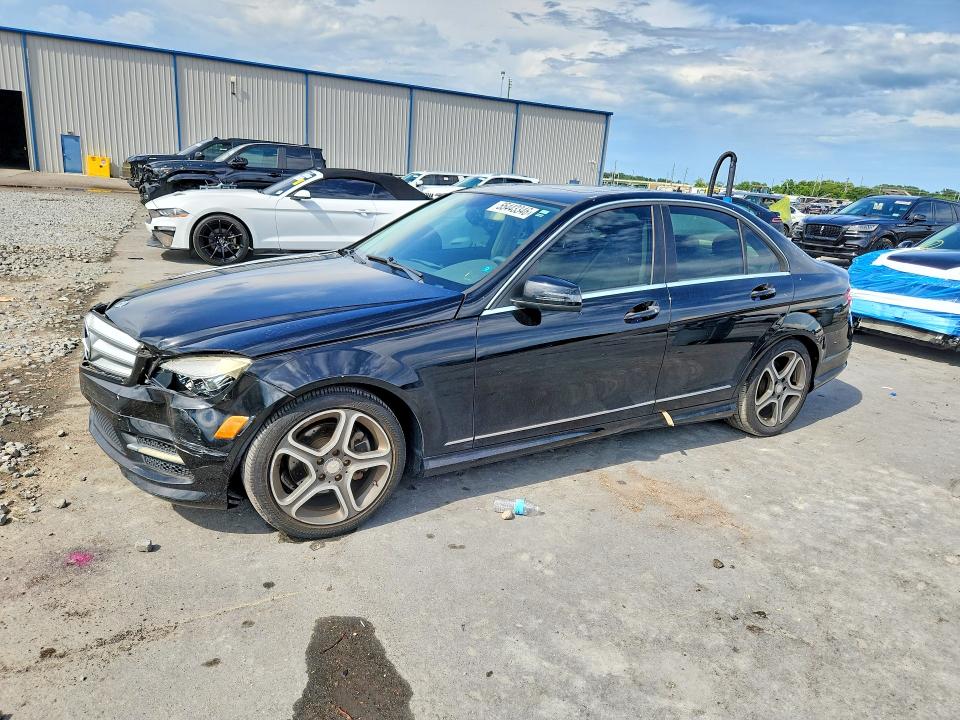 55443346 :رقم المزاد ، WDDGF5EB7BR158957 vin ، 2011 Mercedes-benz C مزاد بيع