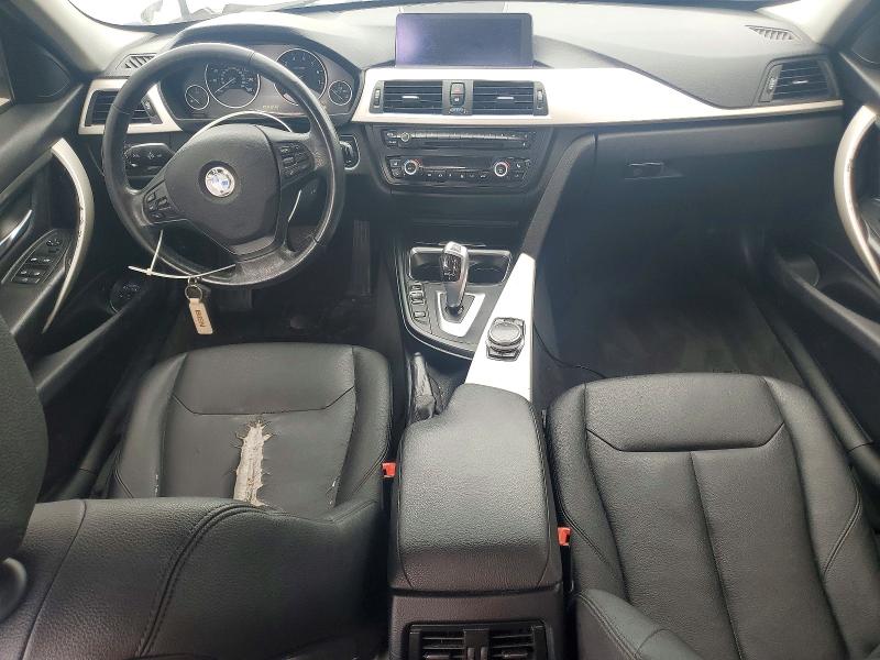 54441626 :رقم المزاد ، WBA3C3C59EP662099 vin ، 2014 Bmw 320 مزاد بيع