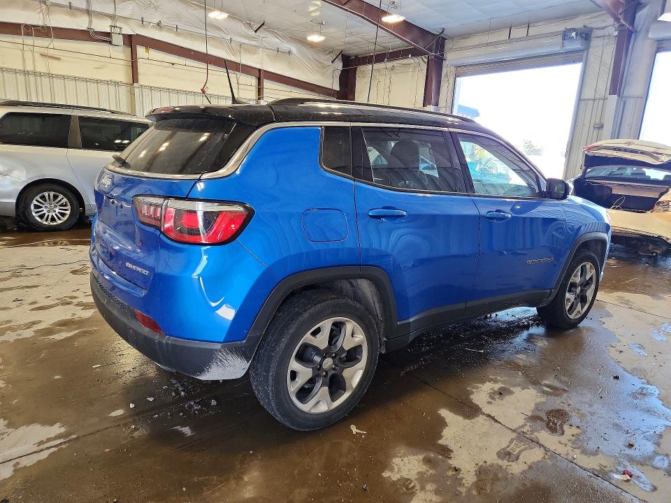 55551586 :رقم المزاد ، 3C4NJDCBXKT645753 vin ، 2019 Jeep Compass مزاد بيع
