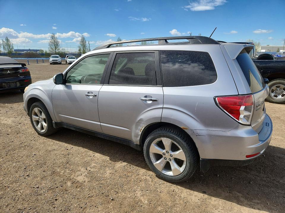 53930546 :رقم المزاد ، JF2SHHEC5CH446865 vin ، 2012 Subaru Forester مزاد بيع