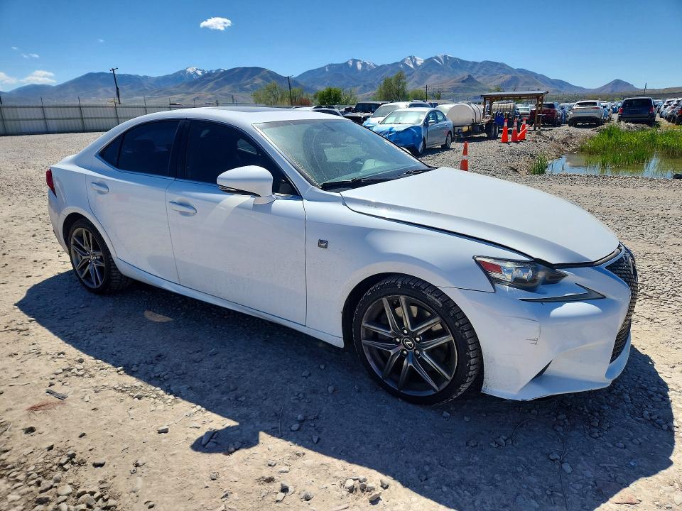 51009556 :رقم المزاد ، JTHCE1D25E5004439 vin ، 2014 Lexus Is مزاد بيع