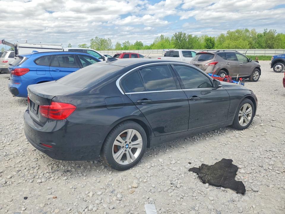 54312766 :رقم المزاد ، WBA8D9G30HNU63957 vin ، 2017 Bmw 330 مزاد بيع