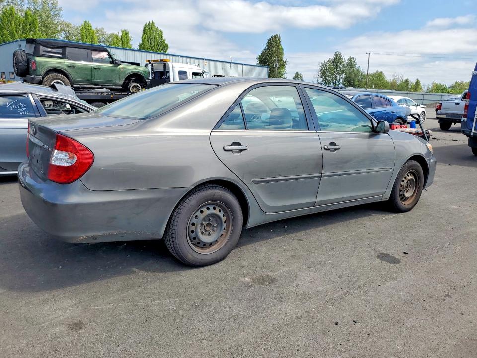 2004 Toyota Camry მანქანა იყიდება აუქციონზე, vin: JTDBE32K740272562, აუქციონის ნომერი: 52456096