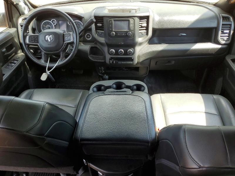 51803076 :رقم المزاد ، 3C63R3GL0NG137986 vin ، 2022 Ram 3500 مزاد بيع