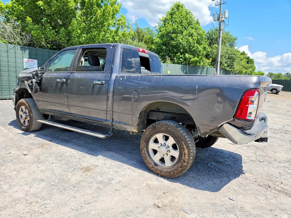 53632246 :رقم المزاد ، 3C6UR5DL8FG663580 vin ، 2015 Ram 2500 مزاد بيع