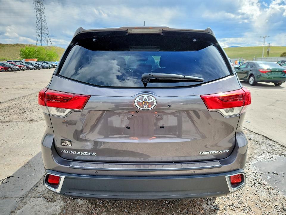 Aukcja sprzedaży 2019 Toyota Highlander, vin: 5TDDZRFH2KS941281, numer aukcji: 53921966