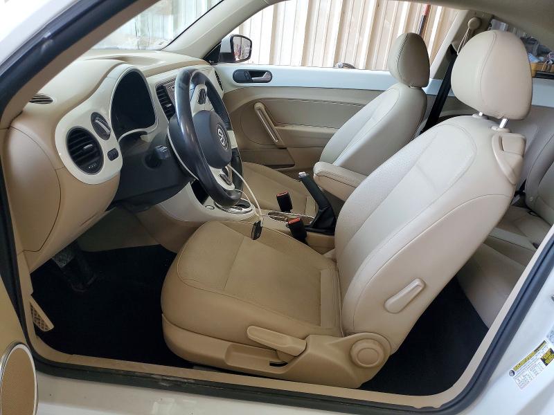 54076426 :رقم المزاد ، 3VWJD7AT4KM708209 vin ، 2019 Volkswagen Beetle مزاد بيع